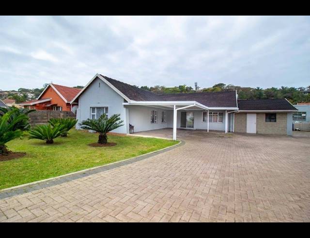 3 BEDROOM HOUSE FOR SALE IN BLUFF